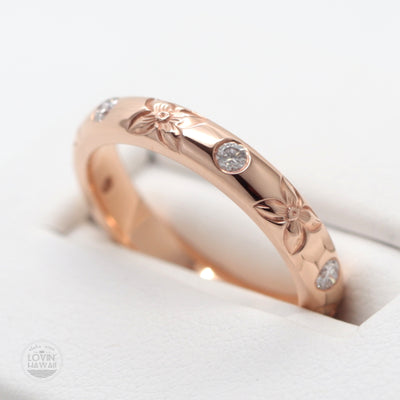 diamond ring in rose gold