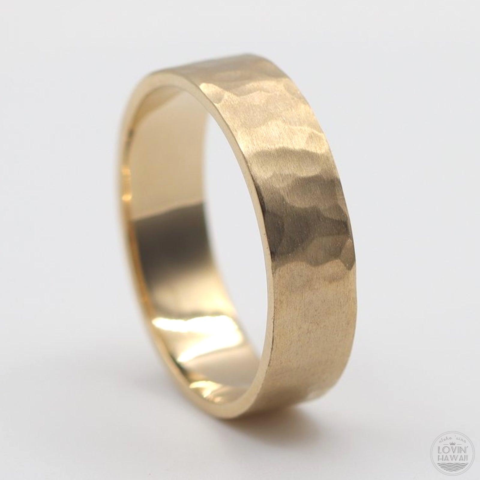 Mens Hammered Wedding Band | Matt Finish | 14K Gold – LovinHawaii Mens Hammered Wedding Band | Matt Finish | 14K Gold – LovinHawaii