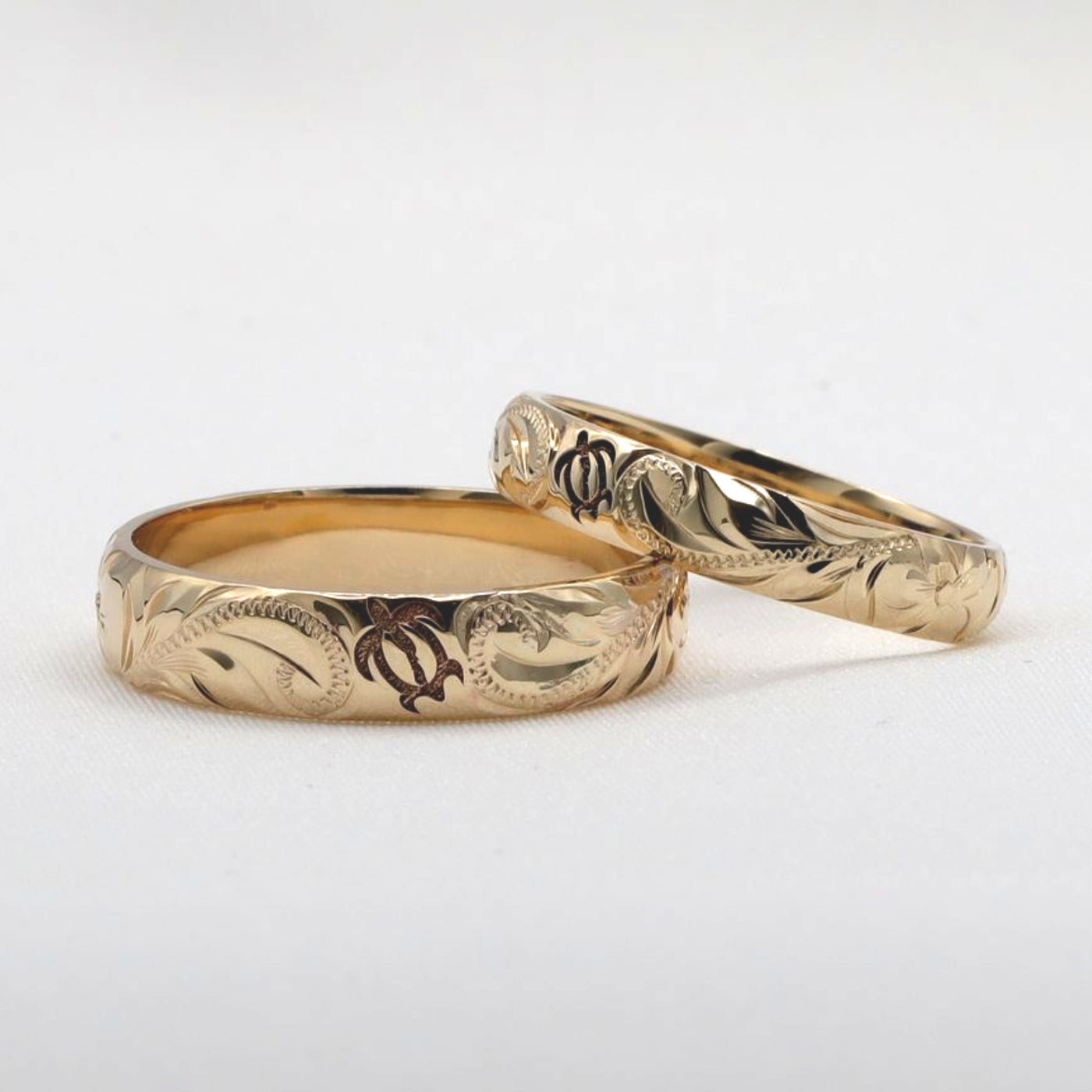 Sea turtle wedding ring set