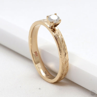 diamond engagement ring yellow gold